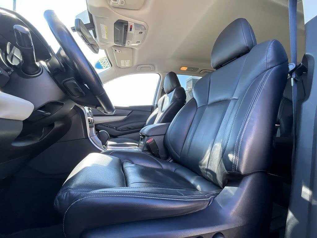 Used 2020 Subaru Ascent Limited w/ Popular Package #2 image 11