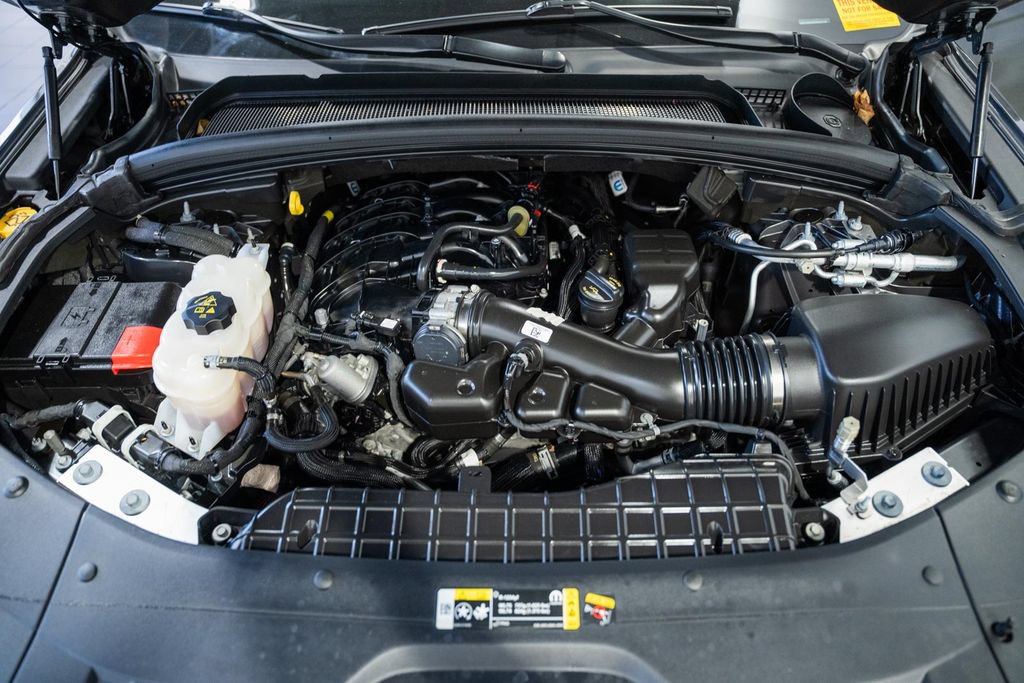 Used 2023 Jeep Grand Cherokee Limited AWD/4WD image 19