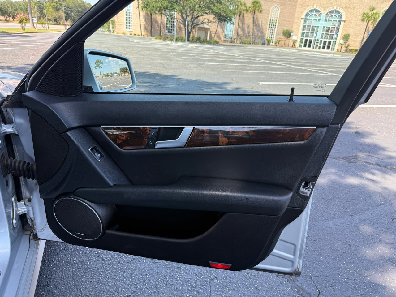 Used 2012 Mercedes-Benz C 300 Luxury image 18