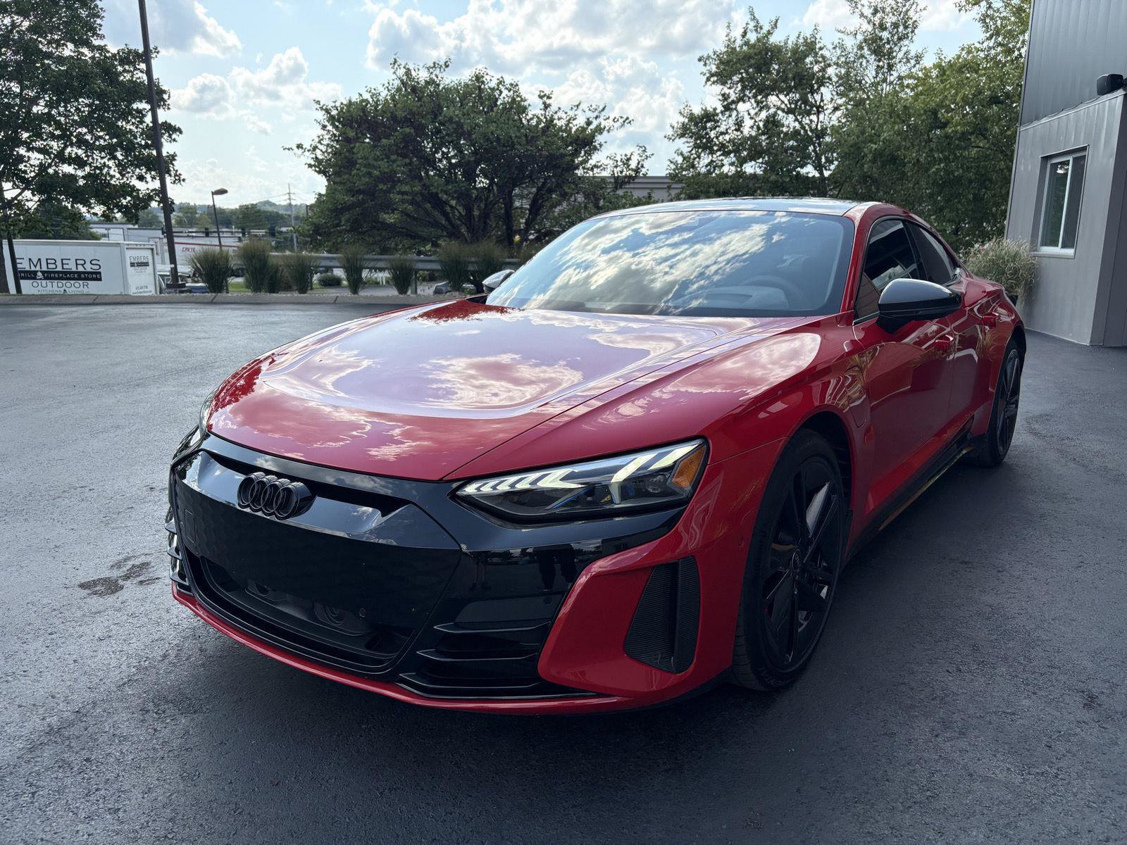Used 2022 Audi RS e-tron GT w/ Year 1 Package AWD/4WD image 4