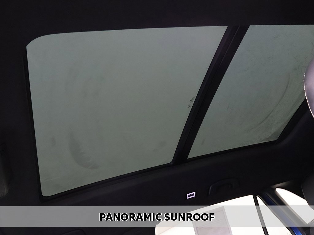 Used 2024 Volkswagen Atlas Cross Sport SEL R-Line image 3