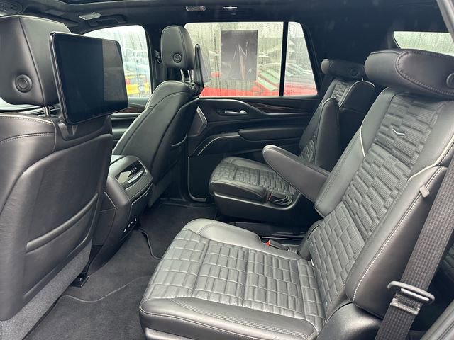 Used 2021 Cadillac Escalade Premium Luxury Platinum image 22