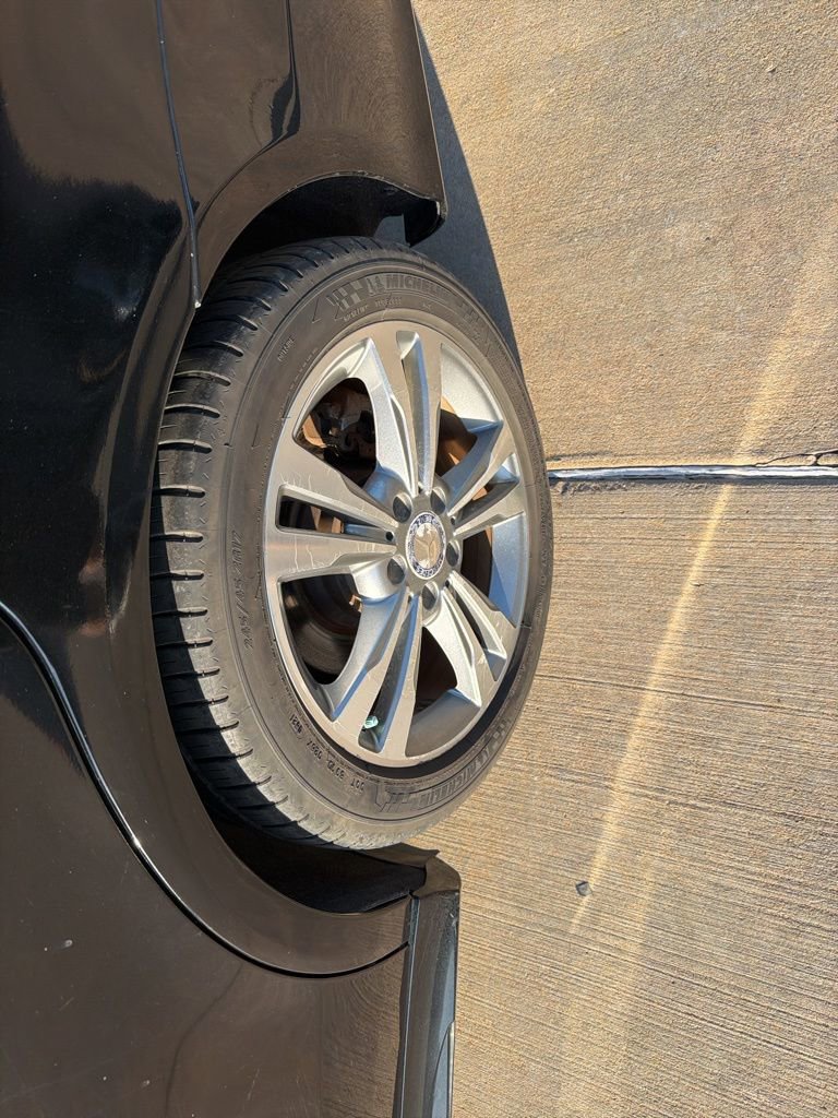 Used 2015 Mercedes-Benz E 350 Sedan w/ Premium 1 Package image 9