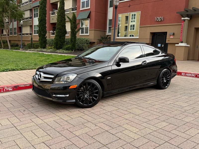 Used 2012 Mercedes-Benz C 350 Coupe image 2