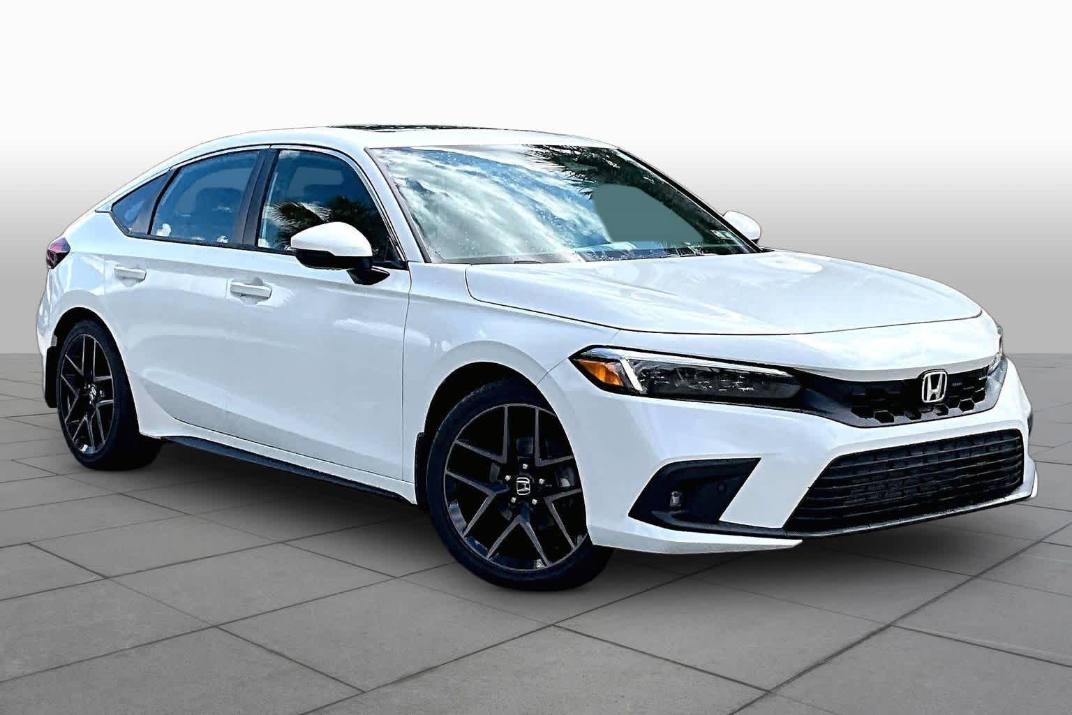 Used 2024 Honda Civic Sport Touring image 3