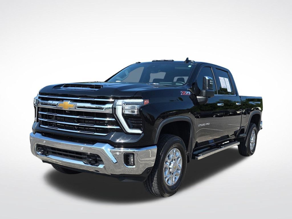 Used 2024 Chevrolet Silverado 2500 LTZ w/ LTZ Plus Package AWD/4WD image 2