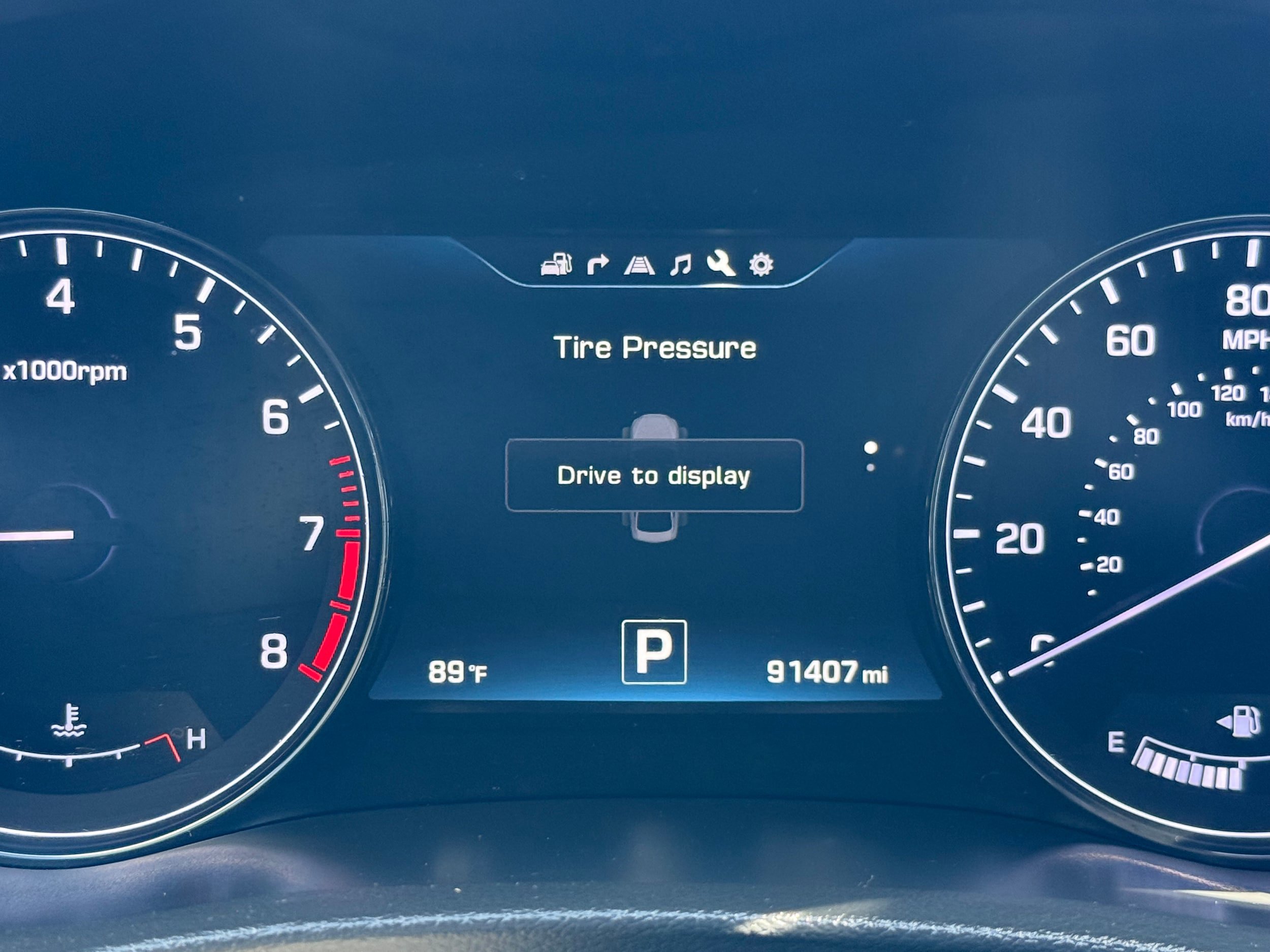 Used 2015 Hyundai Genesis 3.8 w/ Option Group 04 AWD/4WD image 14