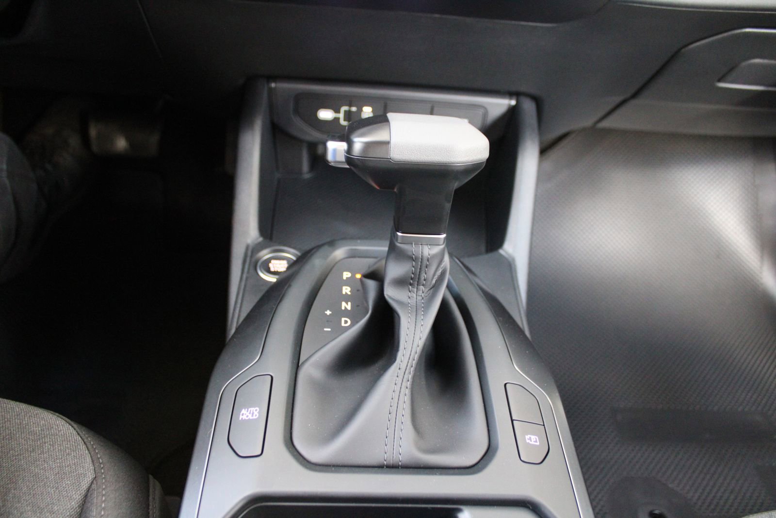 New 2026 Kia K4 LXS image 31