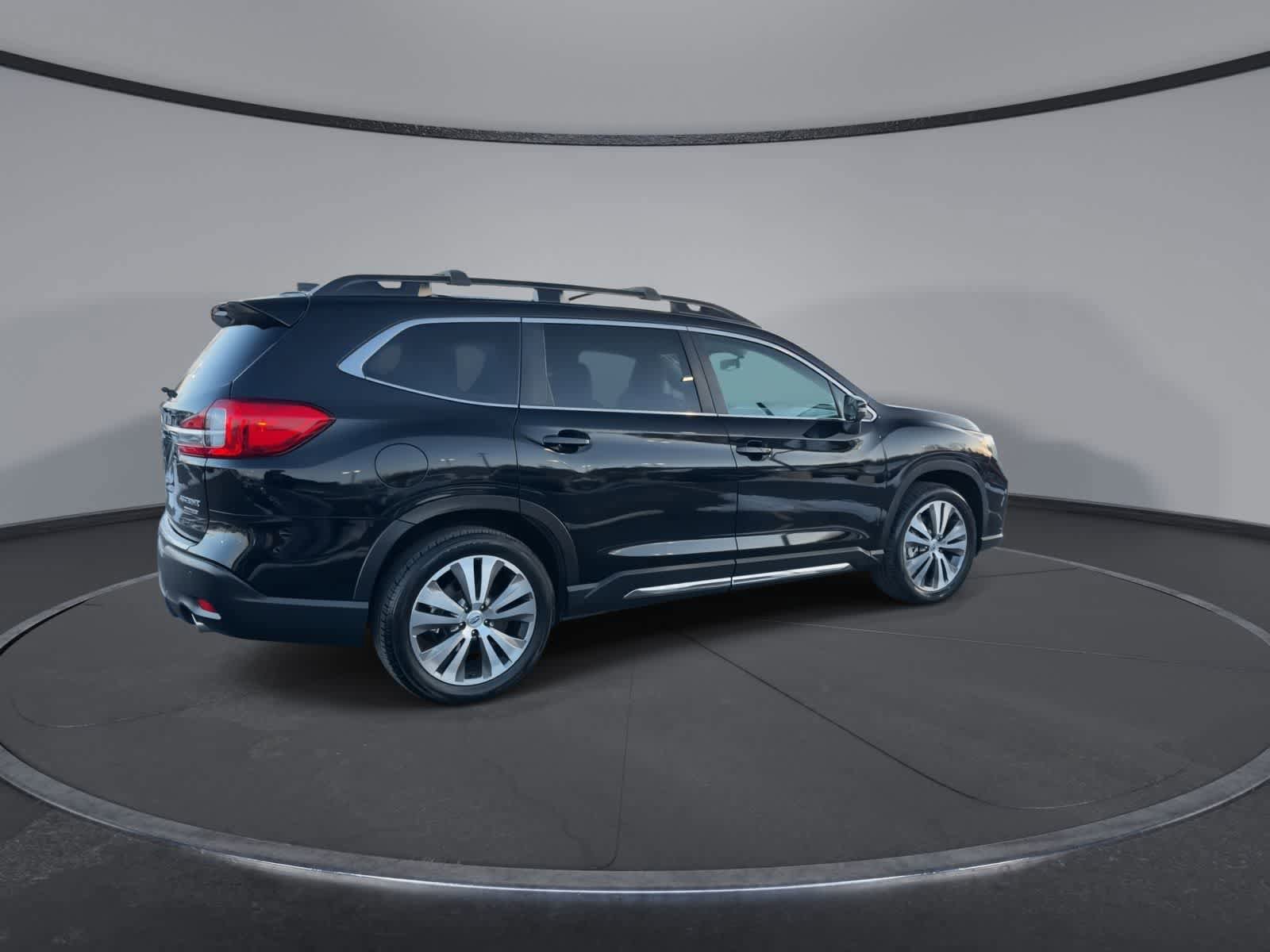 Used 2019 Subaru Ascent Limited w/ Popular Package #3 AWD/4WD image 8