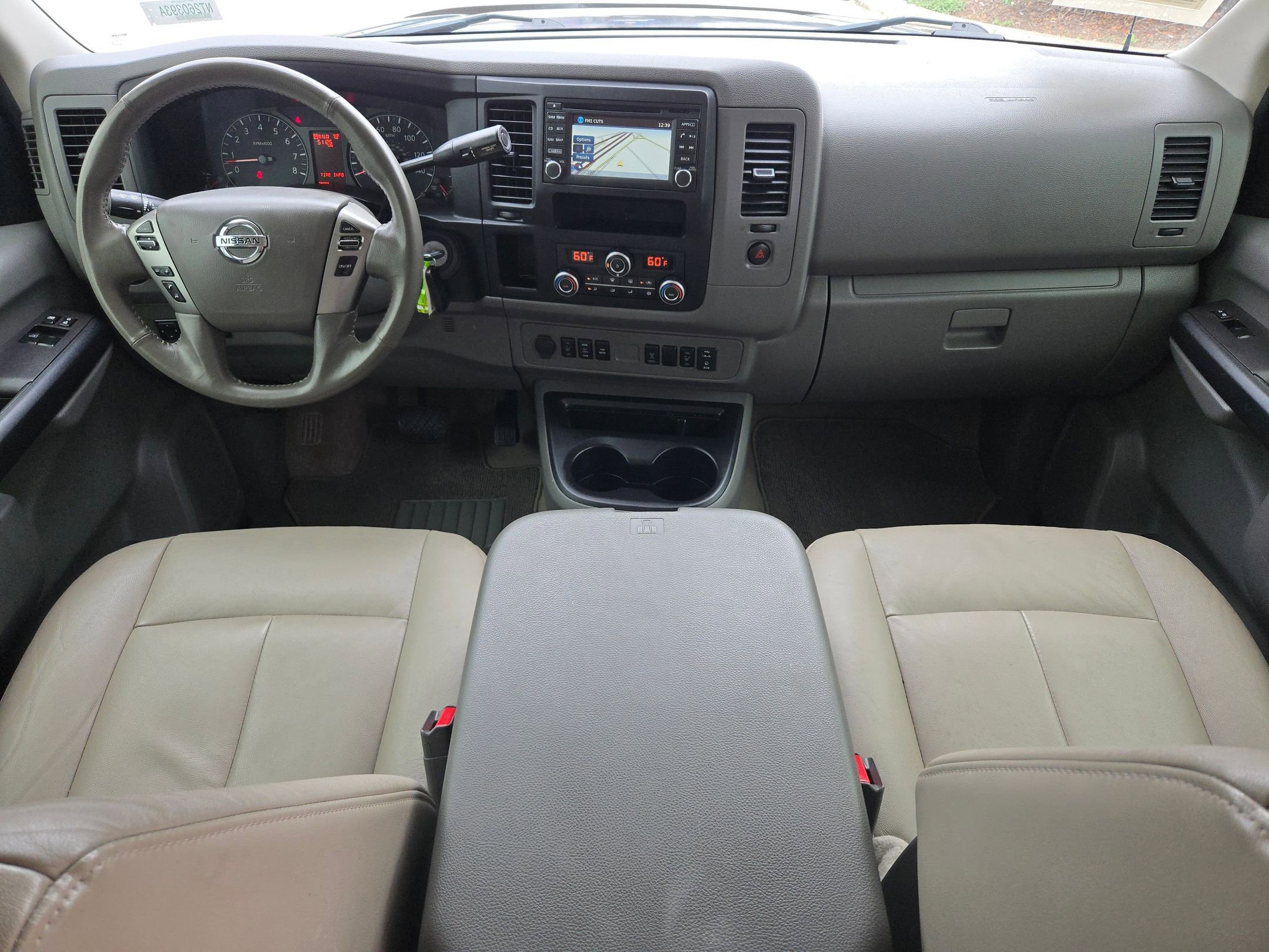 Used 2016 Nissan NV 3500 SL image 16