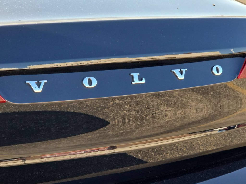 Used 2017 Volvo S90 T5 Inscription w/ Vision Package FWD image 10