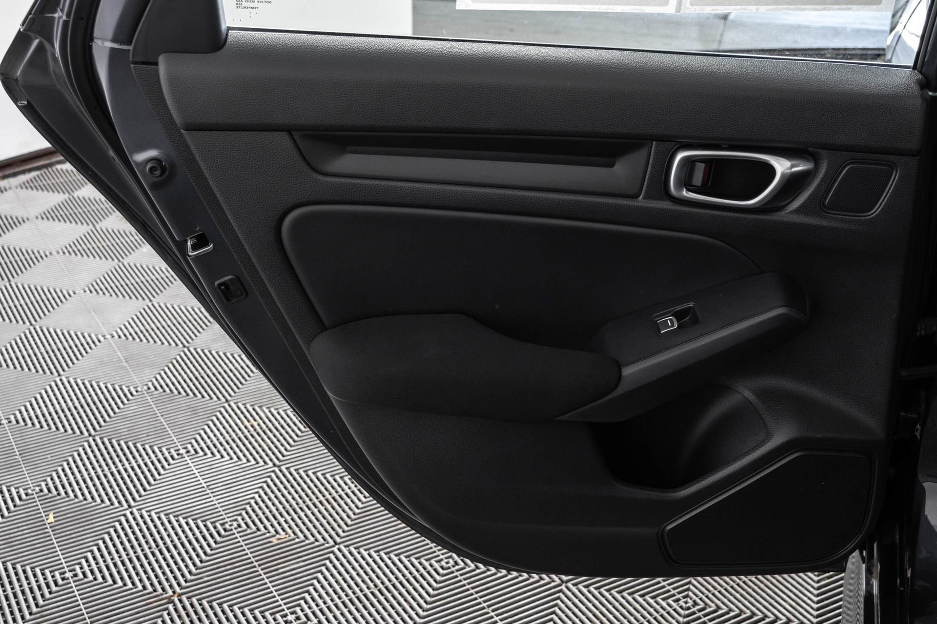 Used 2023 Honda Civic LX image 35
