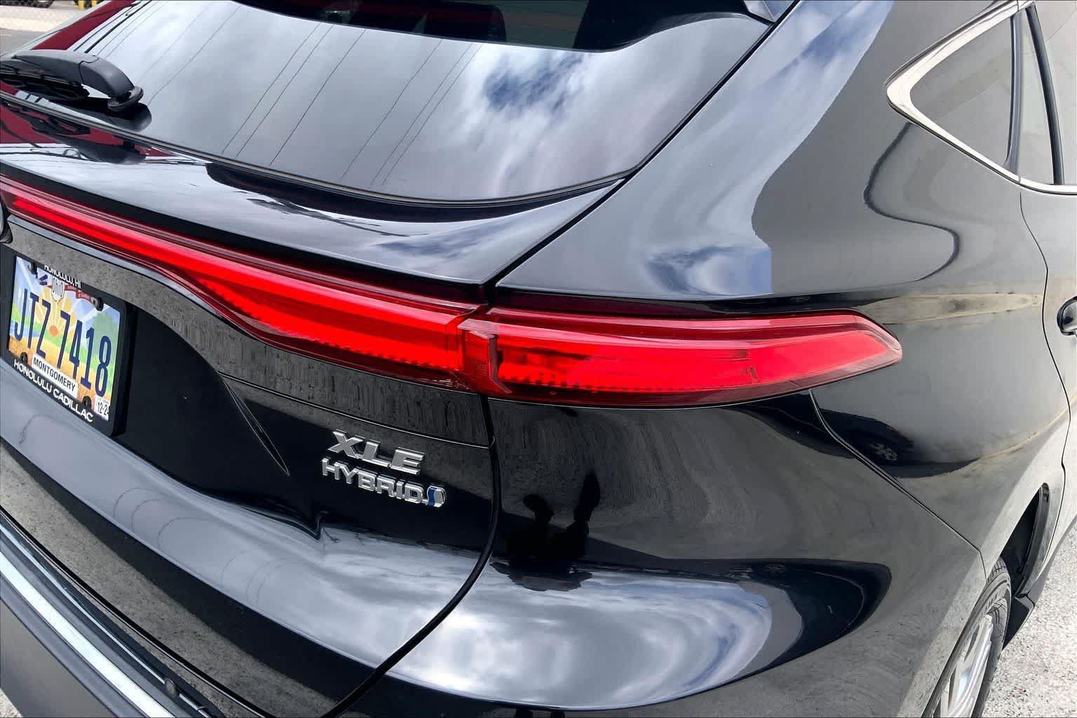 Used 2021 Toyota Venza XLE w/ Softex Package AWD/4WD image 32