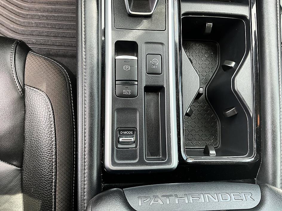 Certified 2024 Nissan Pathfinder SL w/ SL Premium Package image 7