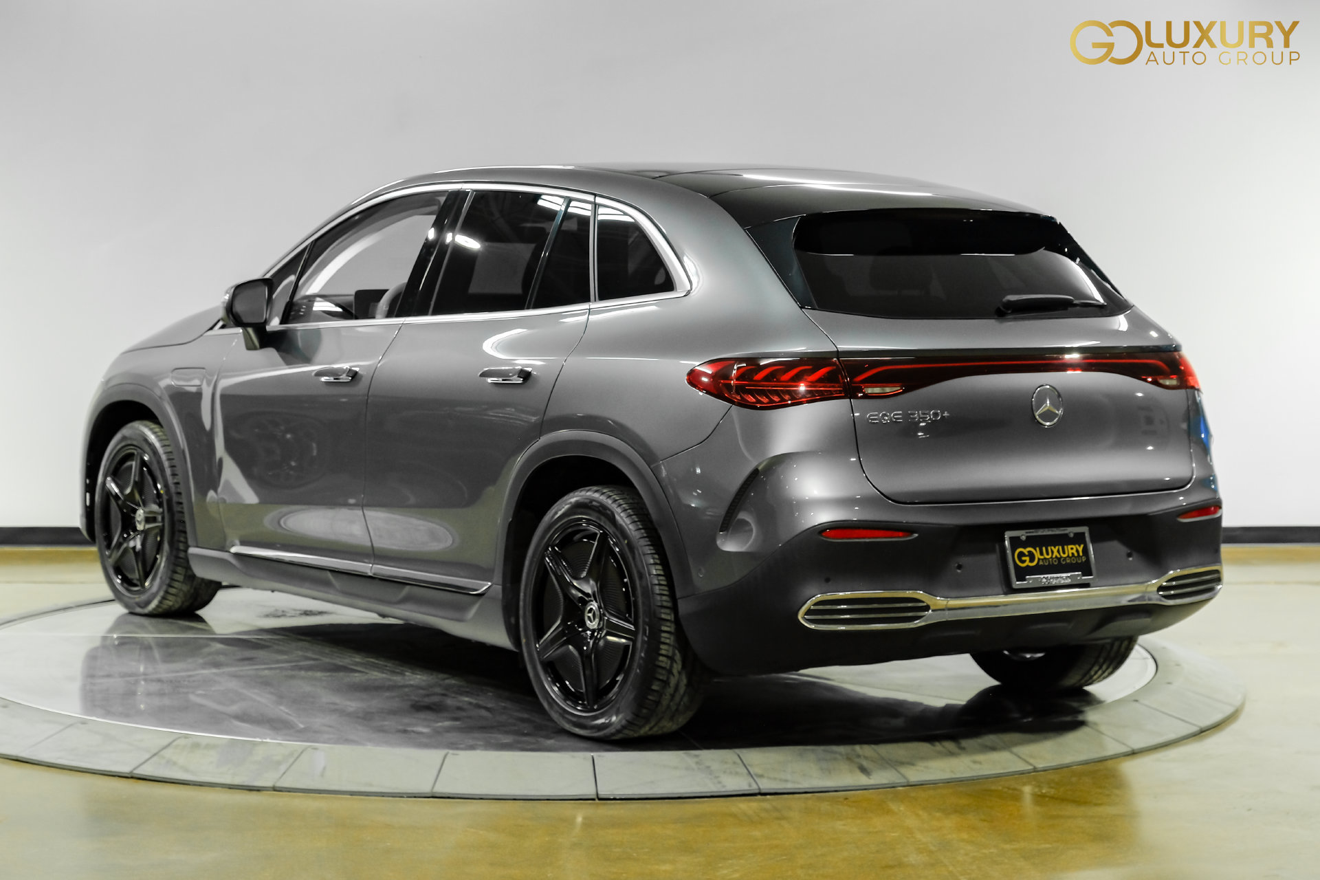 Used 2023 Mercedes-Benz EQE 350+ SUV w/ AMG Line Exterior Package image 12
