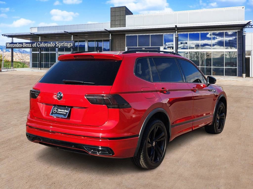 Used 2024 Volkswagen Tiguan SE R-Line image 5
