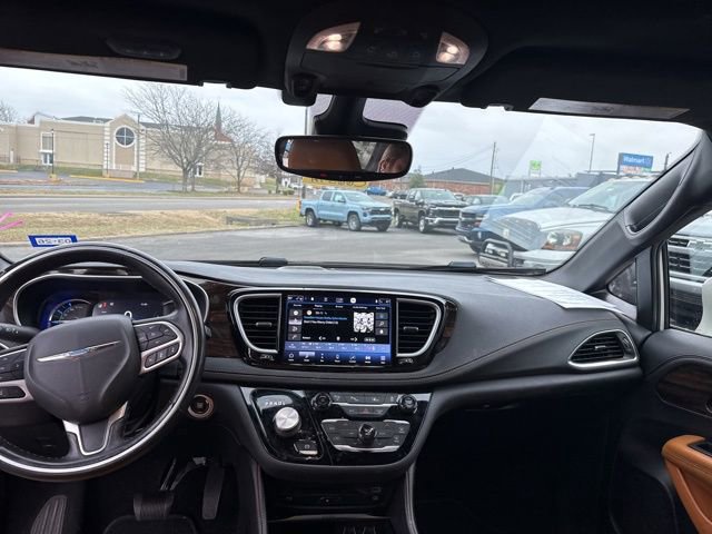 Used 2021 Chrysler Pacifica Pinnacle image 25