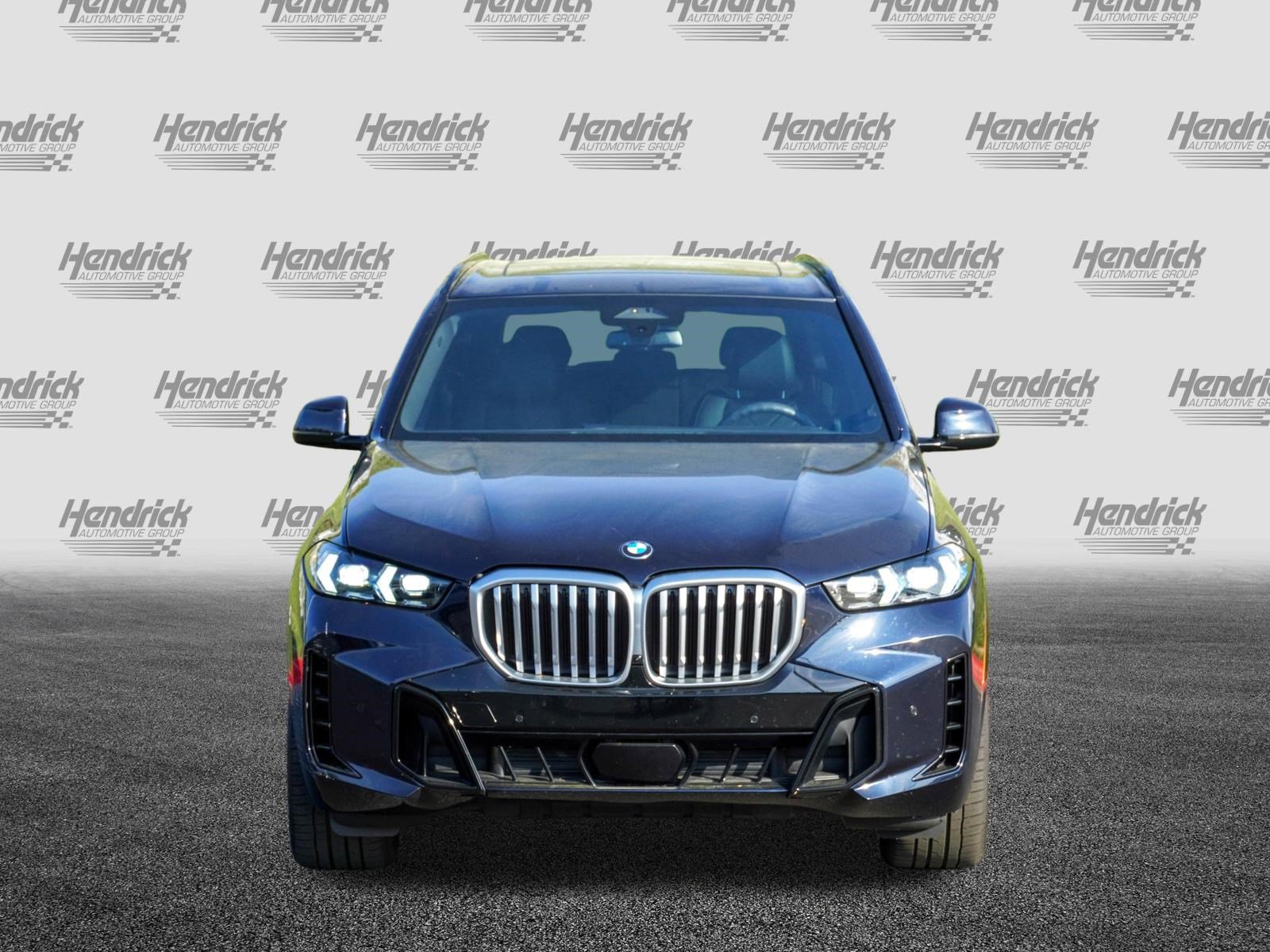Certified 2025 BMW X5 xDrive40i w/ M Sport Package AWD/4WD image 3