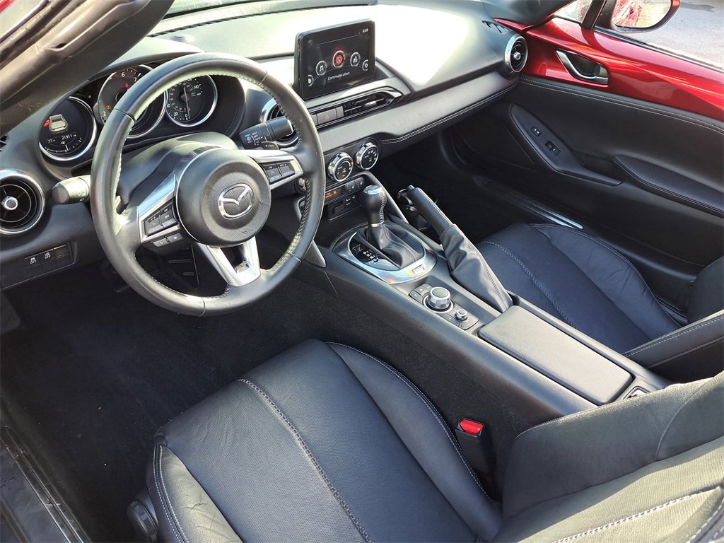 Used 2022 MAZDA MX-5 Miata RF Grand Touring w/ Weather Package image 10