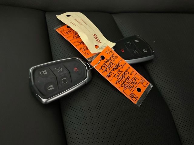 Certified 2025 Cadillac XT5 Premium Luxury image 42