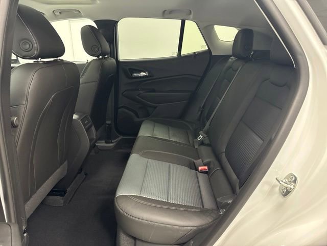 New 2026 Chevrolet Trax LT w/ Sunroof Package FWD image 25