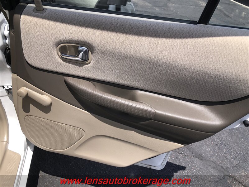 Used 2001 MAZDA Protege FWD image 20