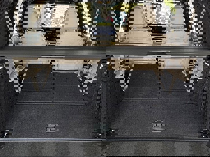 New 2026 BMW X7 M60i image 14