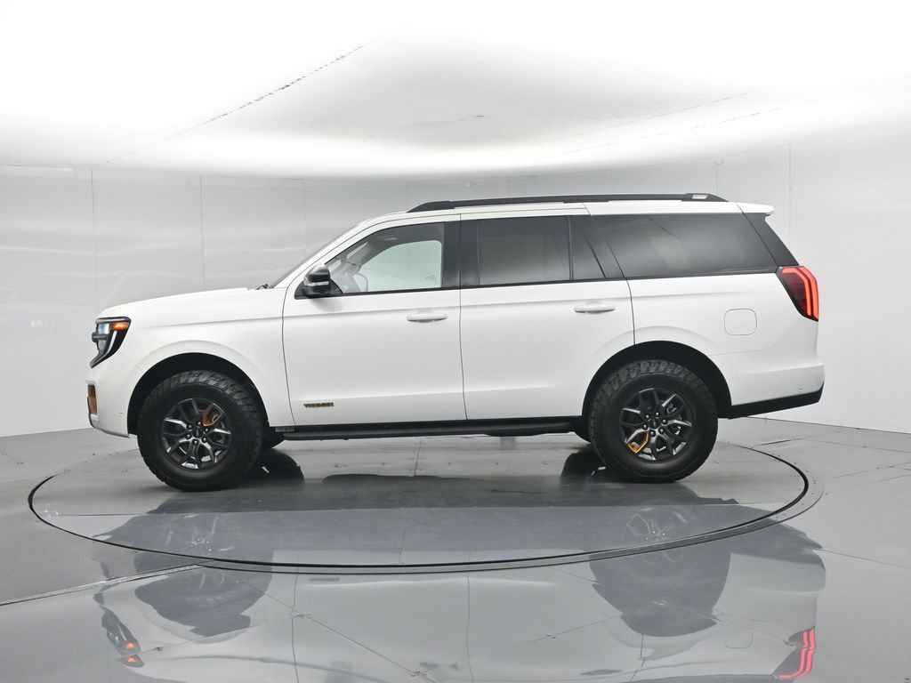 Used 2025 Ford Expedition Tremor AWD/4WD image 36