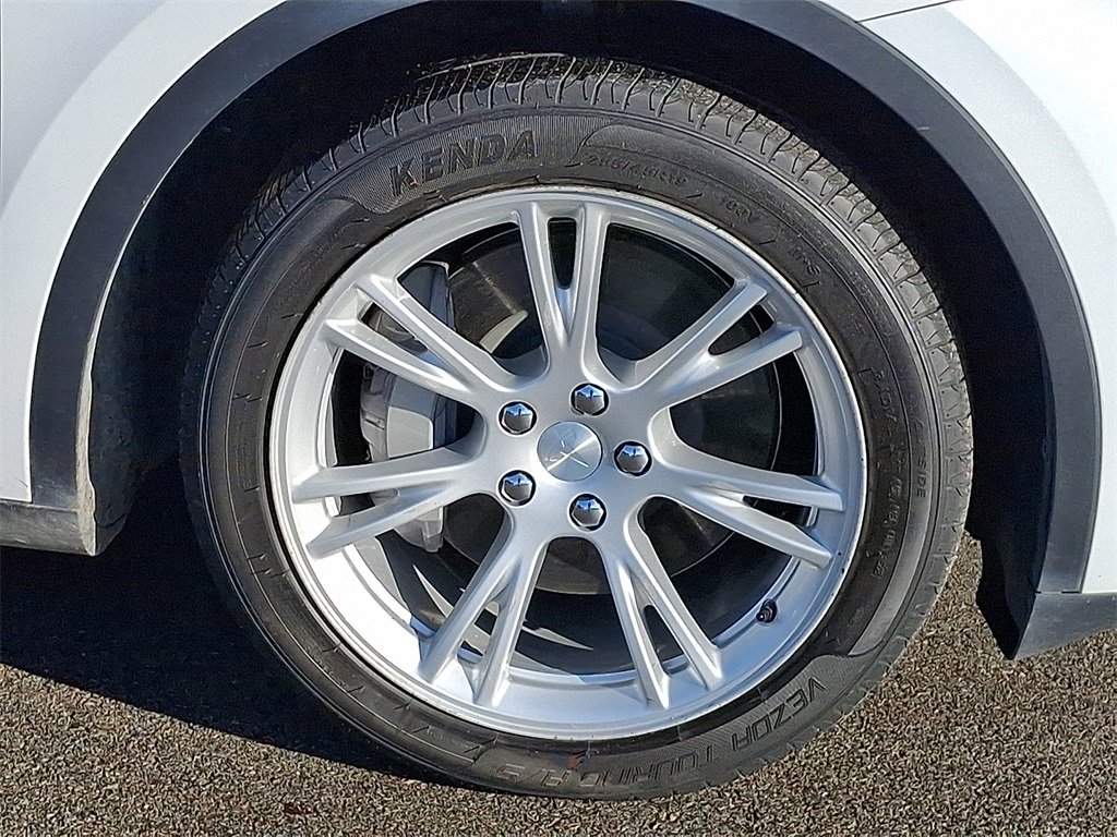 Used 2023 Tesla Model Y Long Range image 8