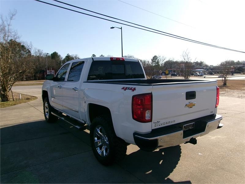 Used 2018 Chevrolet Silverado 1500 LTZ w/ Sport Package image 5