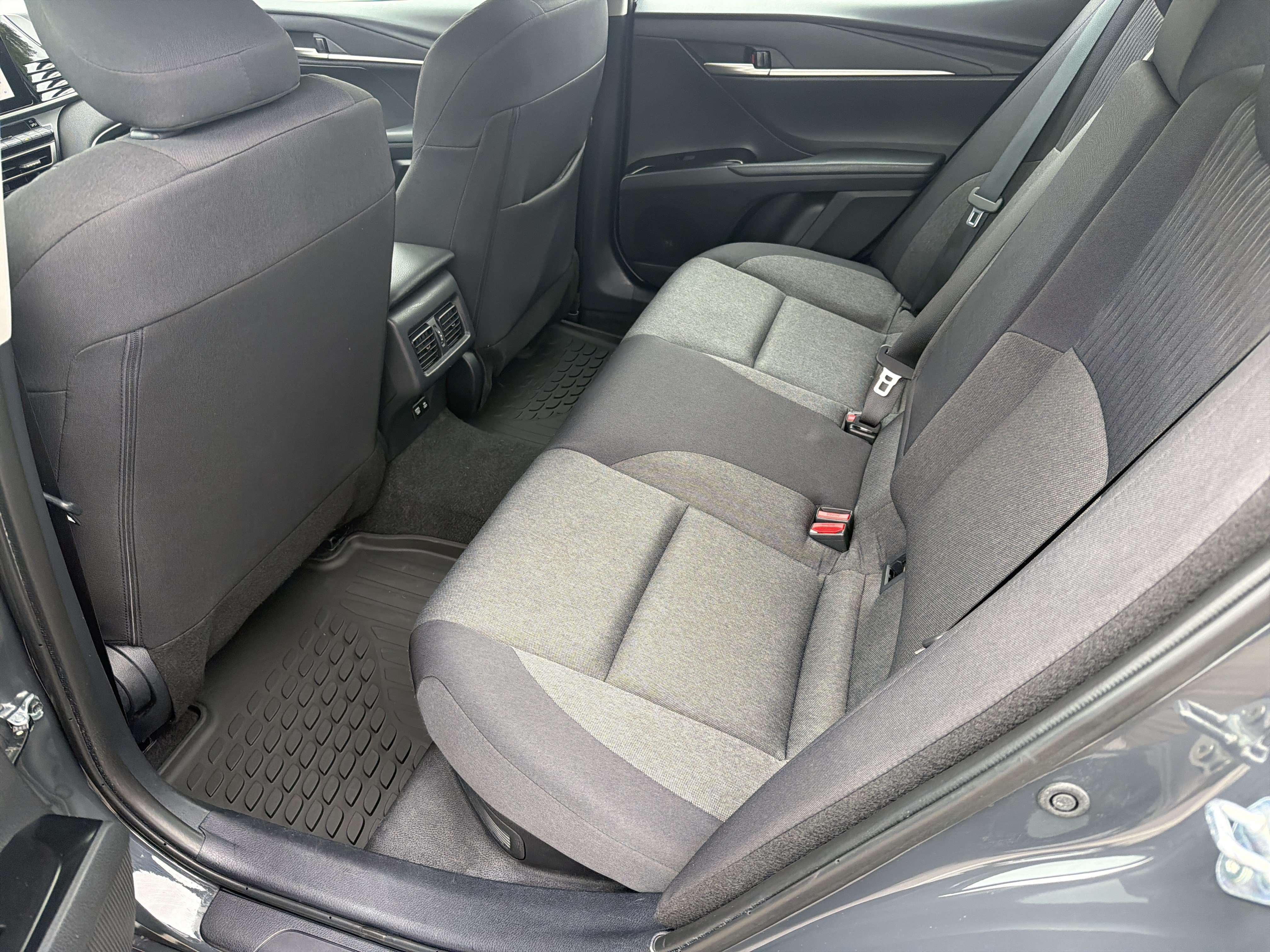 Certified 2025 Toyota Camry LE FWD image 29