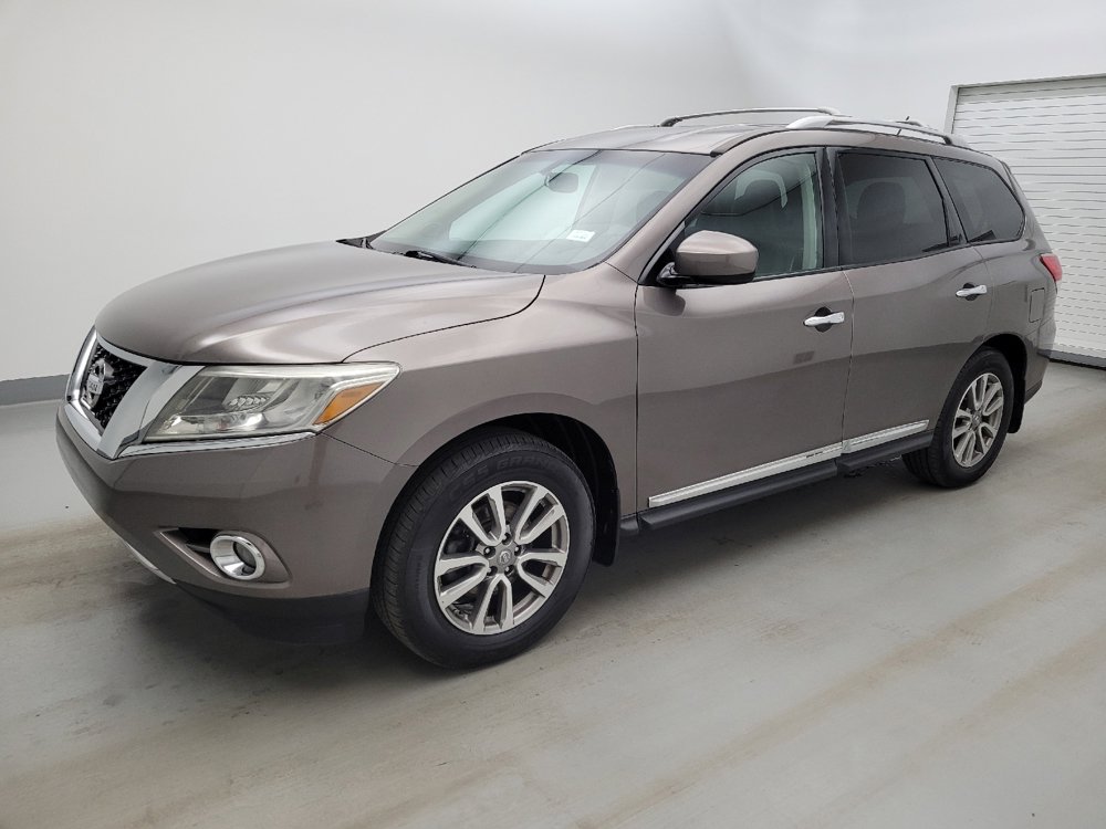 Used 2014 Nissan Pathfinder SL w/ SL Tech Package AWD/4WD image 2