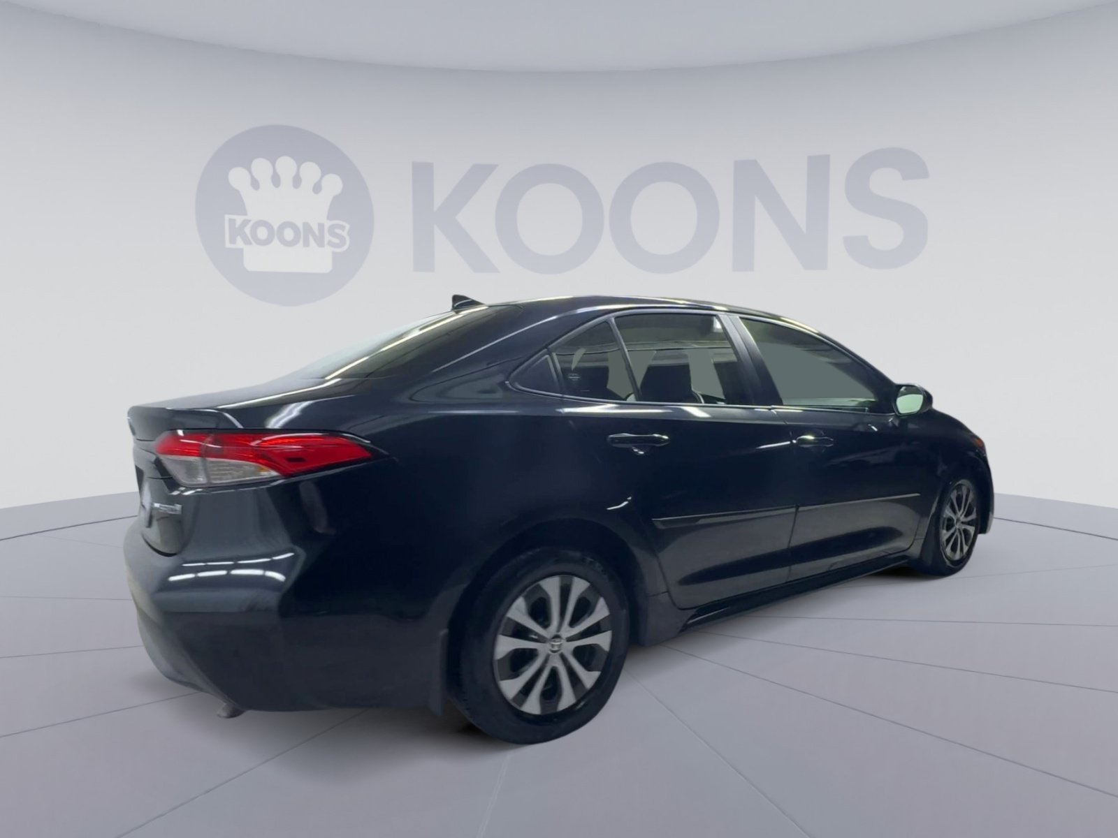 Used 2022 Toyota Corolla LE FWD image 11