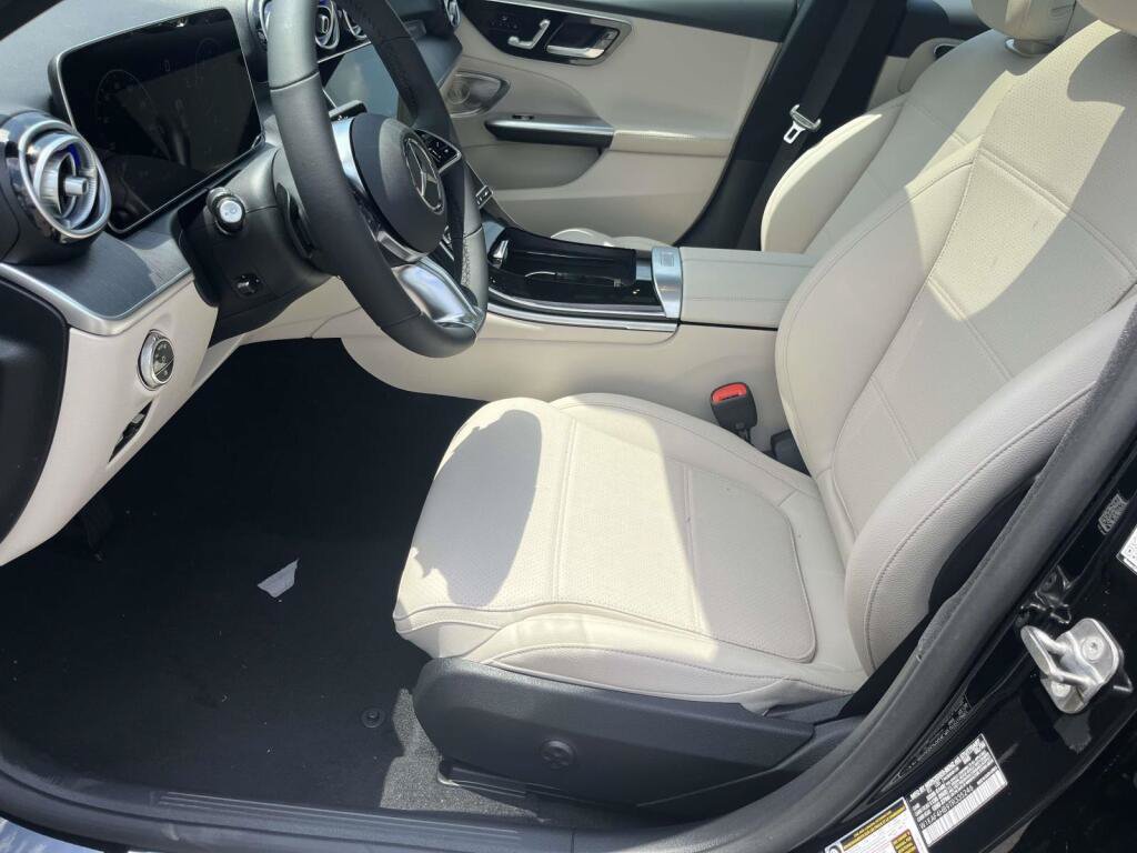 New 2026 Mercedes-Benz C 300 4MATIC Sedan image 15