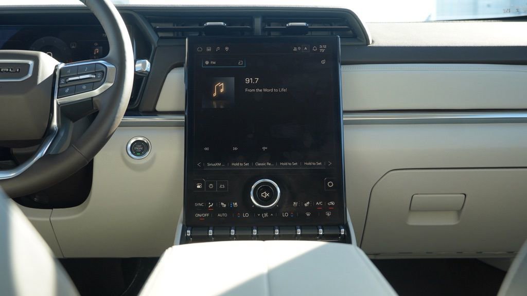 Used 2026 GMC Terrain Denali image 34