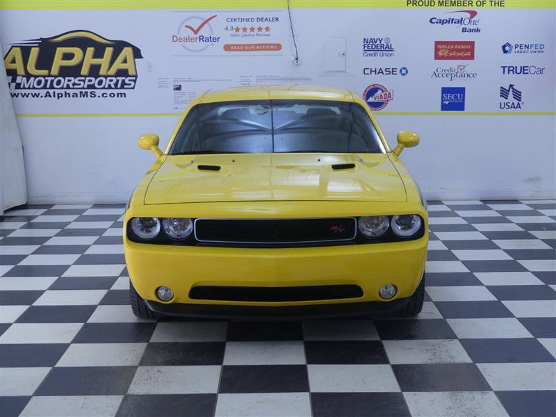Used 2012 Dodge Challenger R/T RWD image 2