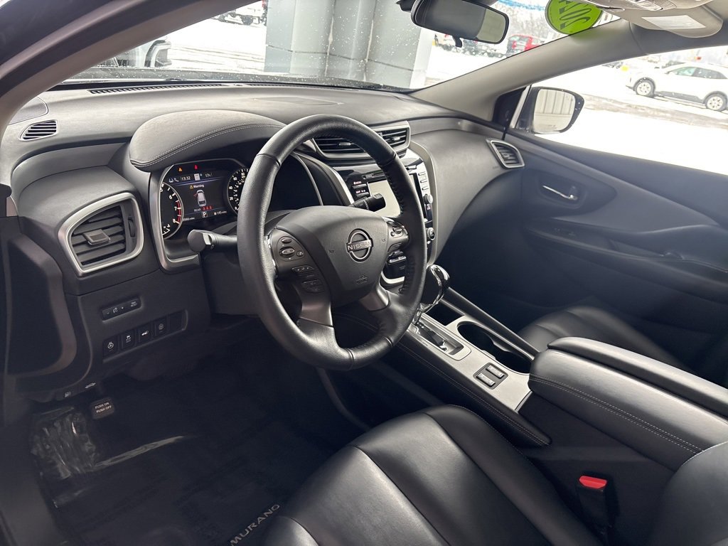 Used 2024 Nissan Murano SV image 10