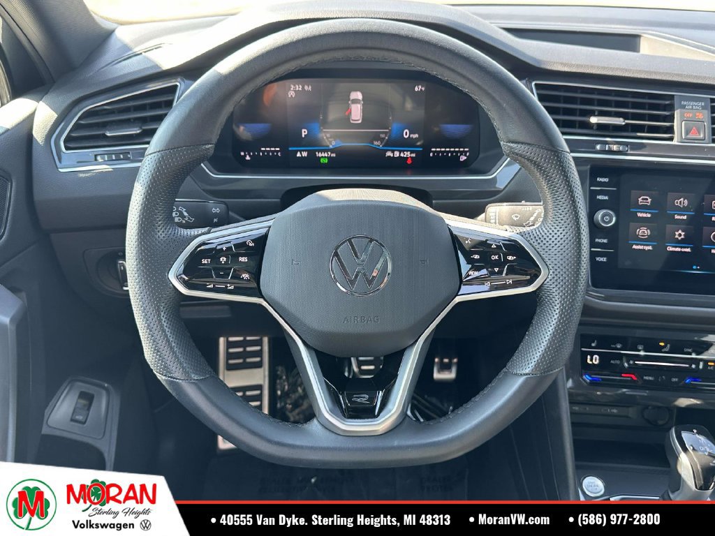 Used 2024 Volkswagen Tiguan SE R-Line AWD/4WD image 16