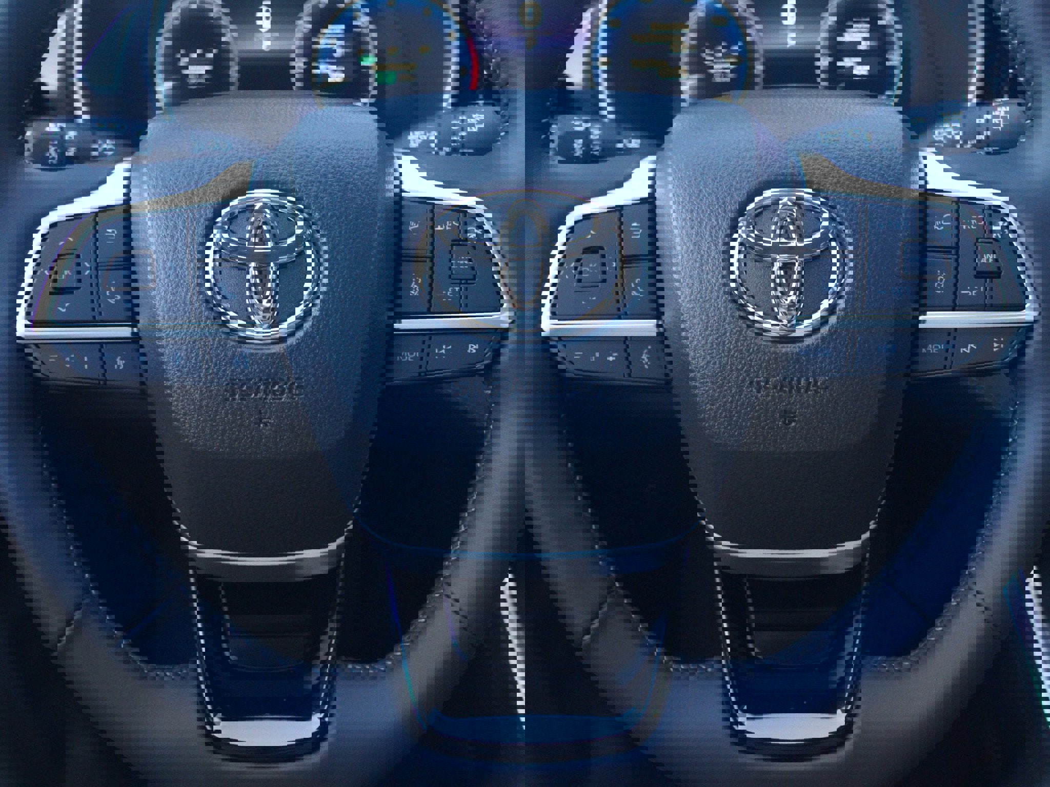 Used 2025 Toyota Highlander Limited image 8