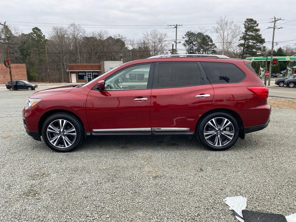 Used 2020 Nissan Pathfinder Platinum w/ Cargo Package image 6