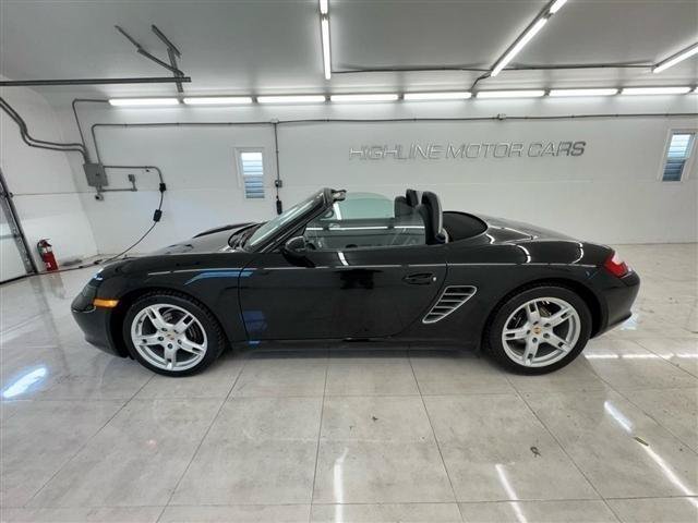 Used 2005 Porsche Boxster RWD image 16
