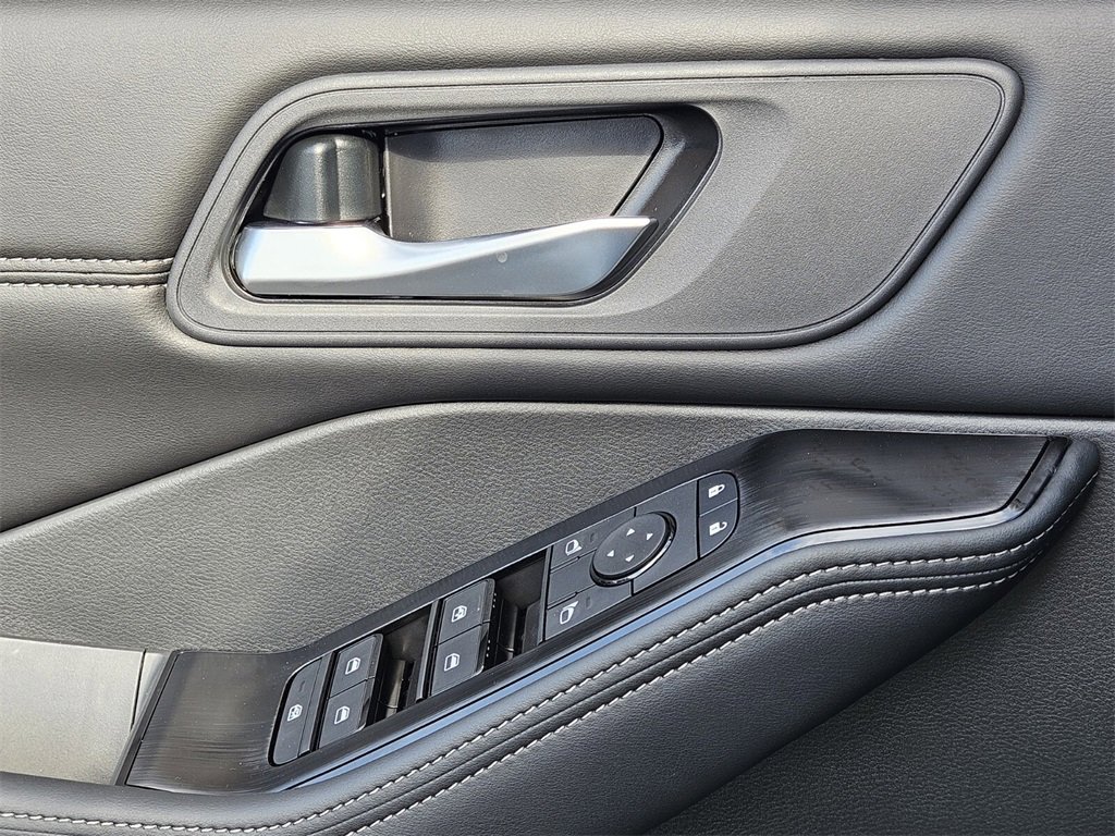 New 2026 Nissan Rogue SV w/ SV Premium Package image 26