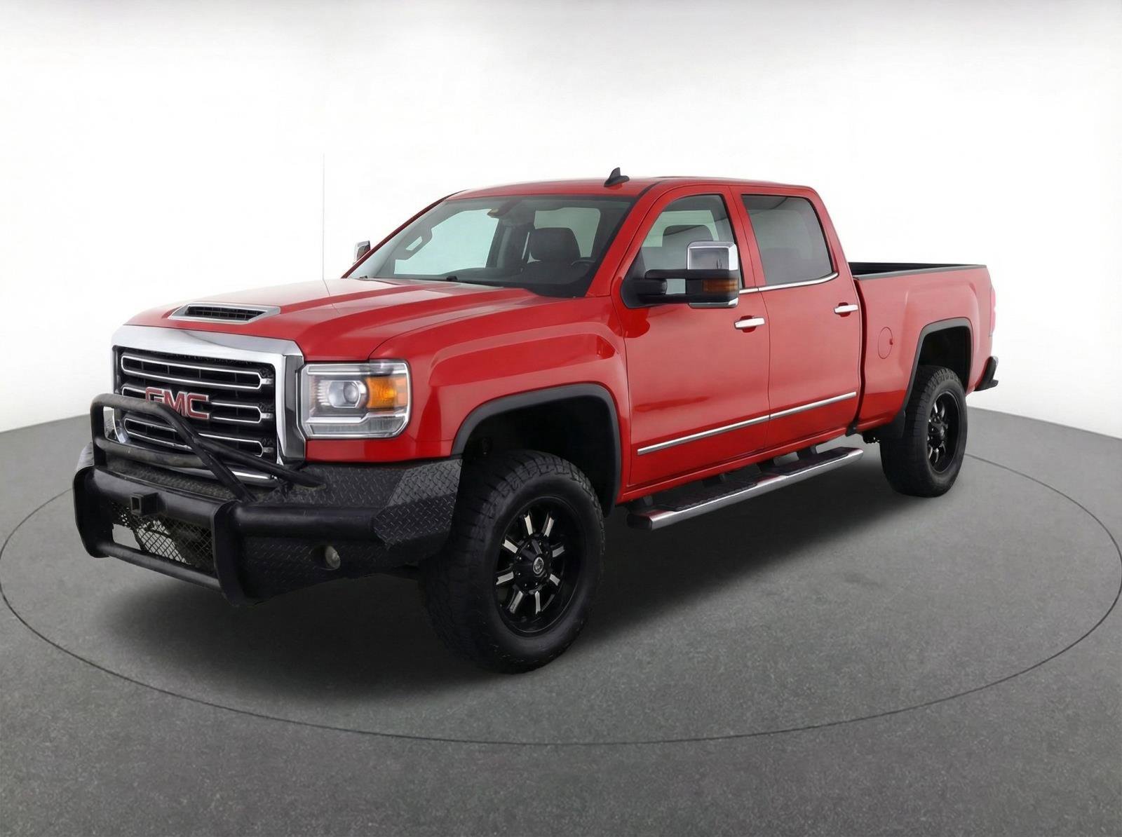 Used 2018 GMC Sierra 2500 SLT w/ Duramax Plus Package image 3