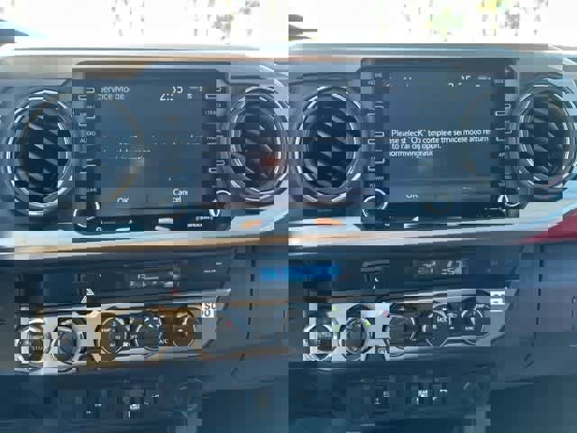 Used 2023 Toyota Tacoma image 14