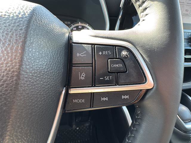 Used 2024 Toyota Highlander XLE image 20