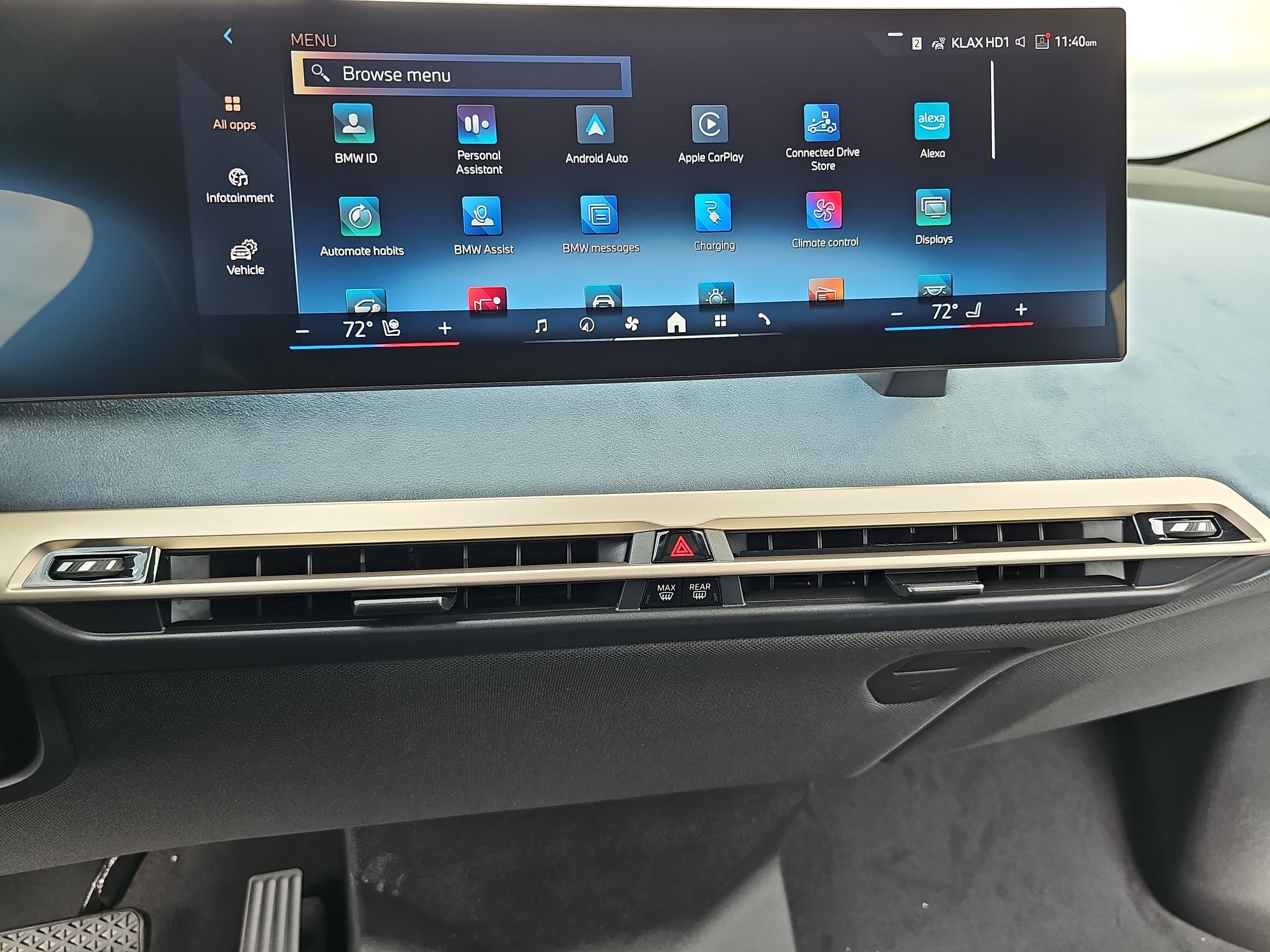 New 2026 BMW iX xDrive60 w/ Premium Package image 21