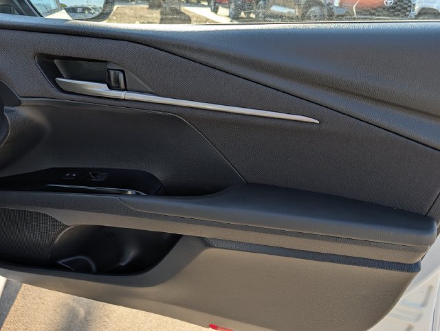 Used 2025 Toyota Camry LE FWD image 33