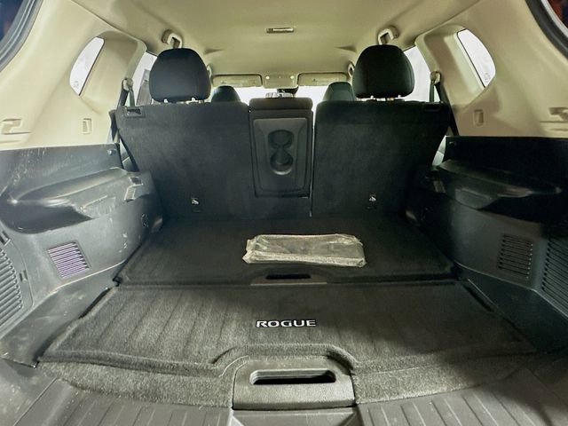Certified 2019 Nissan Rogue SV image 27