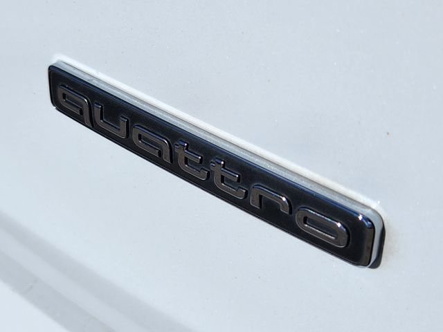 Used 2021 Audi Q5 Prestige image 10