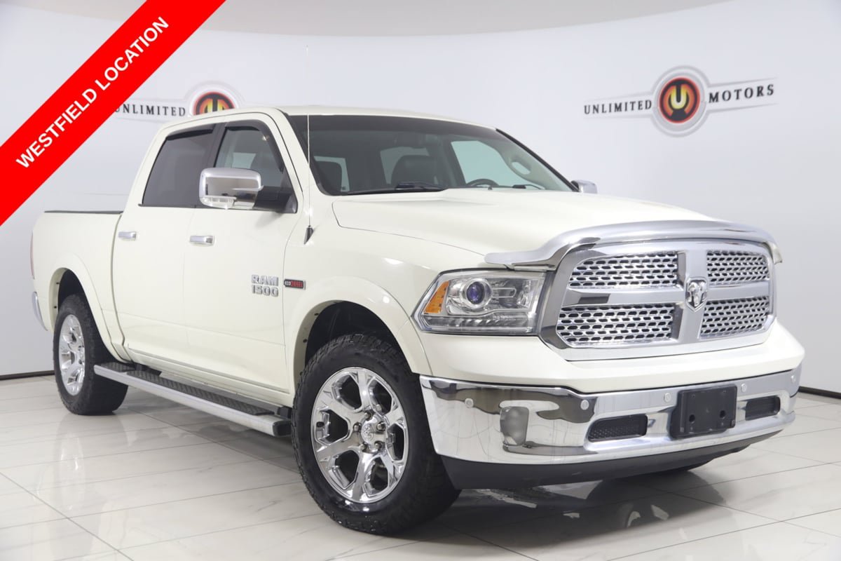Used 2018 RAM 1500 Laramie w/ Convenience Group AWD/4WD image 1